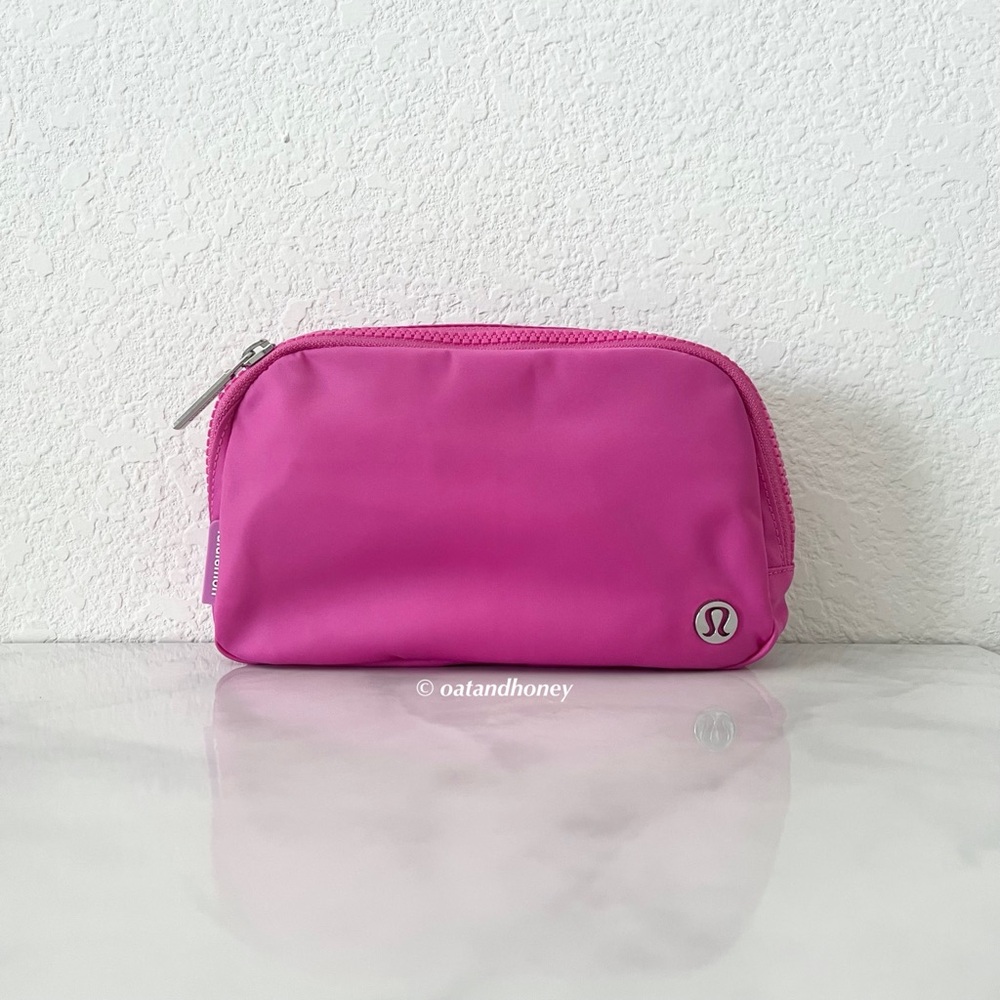 lululemon Everywhere Belt Bag 1L